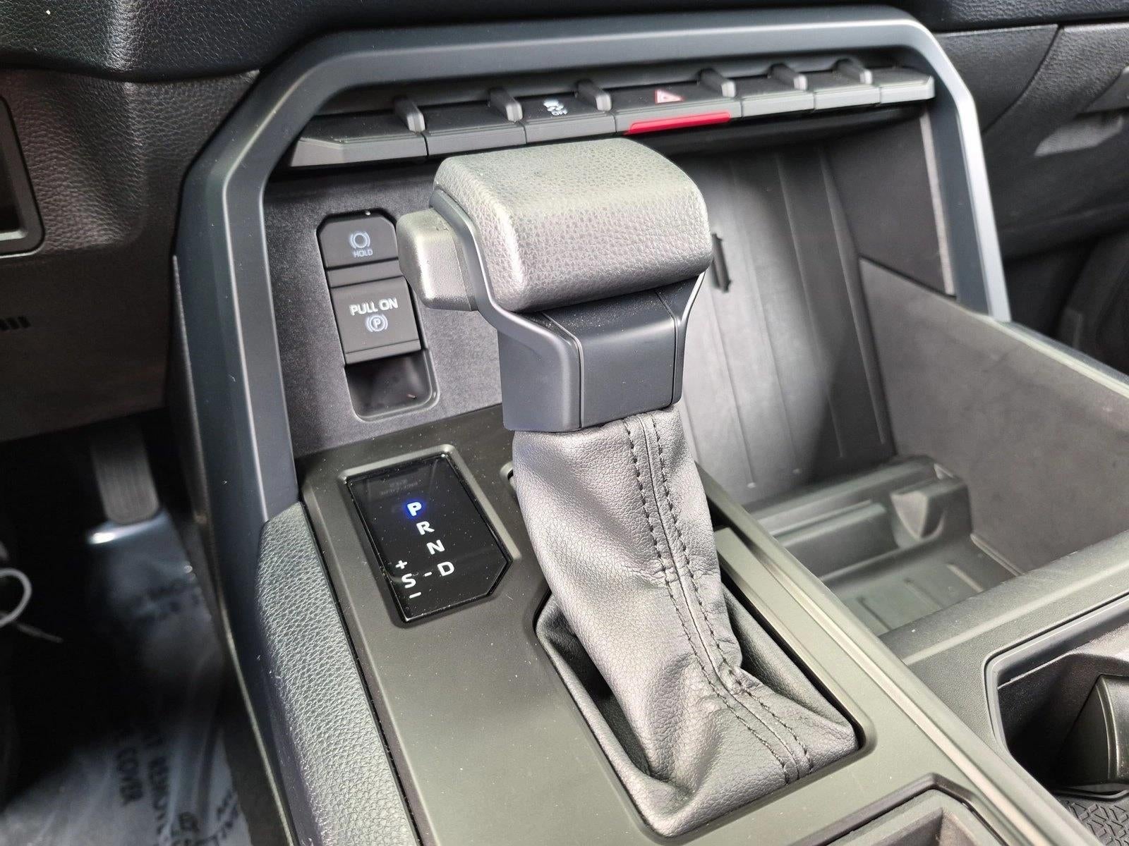 2025 Toyota Tundra 4WD 4WD SR CrewMax 5.5' Bed (Natl)