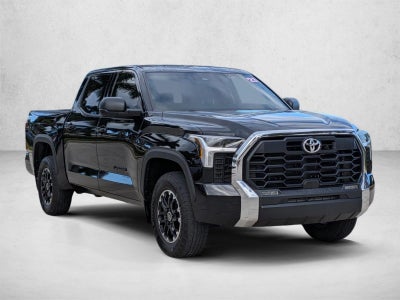 2023 Toyota Tundra 4WD 4WD SR5 CrewMax 5.5' Bed (SE)