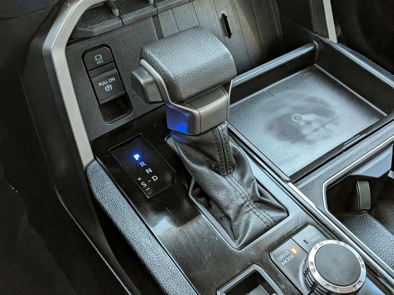 2023 Toyota Tundra 4WD 4WD SR5 CrewMax 5.5' Bed (SE)