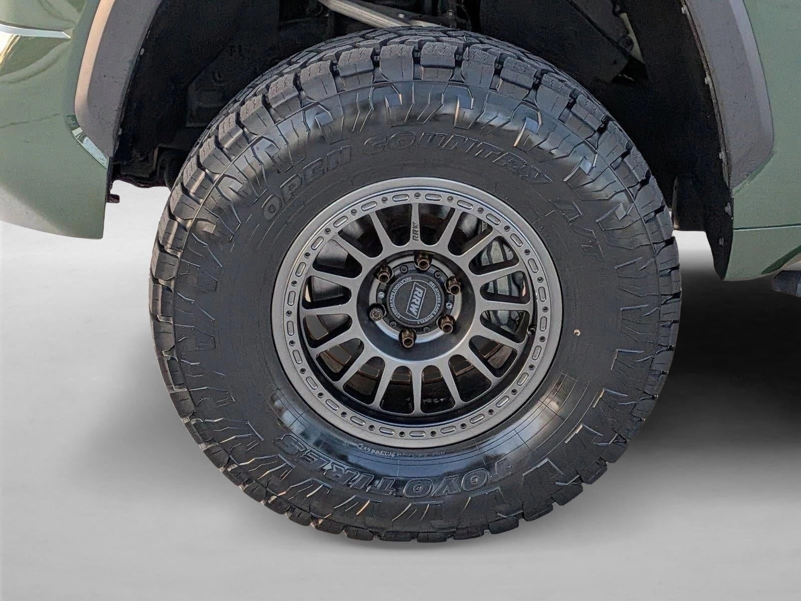 2023 Toyota Tundra 4WD 4WD SR5 CrewMax 5.5' Bed (SE)