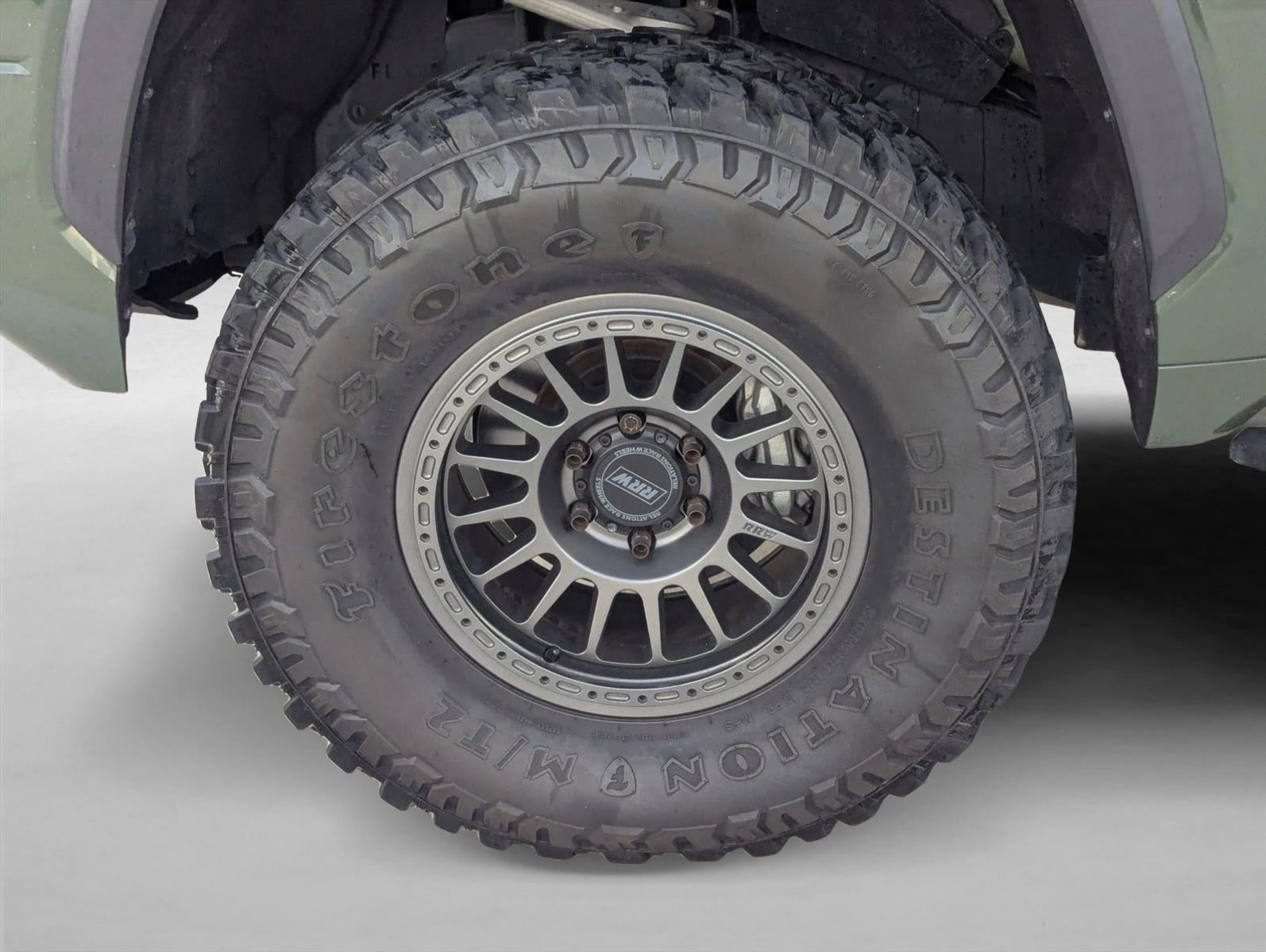 2023 Toyota Tundra 4WD 4WD SR5 CrewMax 5.5' Bed (SE)