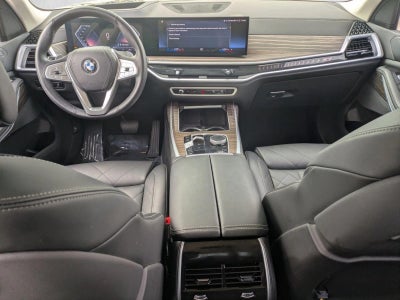 2023 BMW X7 xDrive40i Sports Activity Vehicle