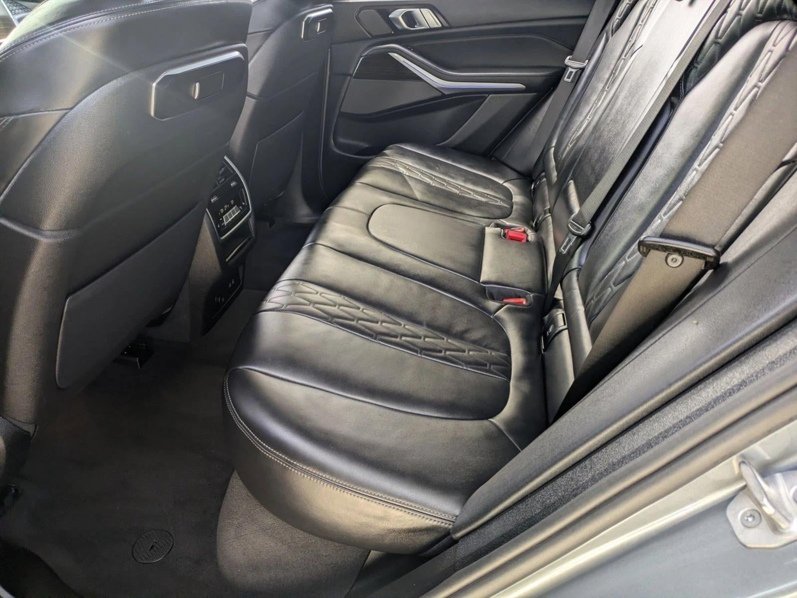 2025 BMW X5 xDrive50e Plug-In Hybrid