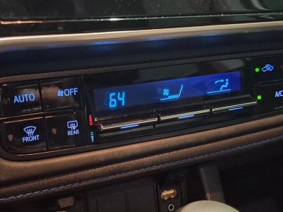 2017 Toyota Corolla SE CVT (Natl)