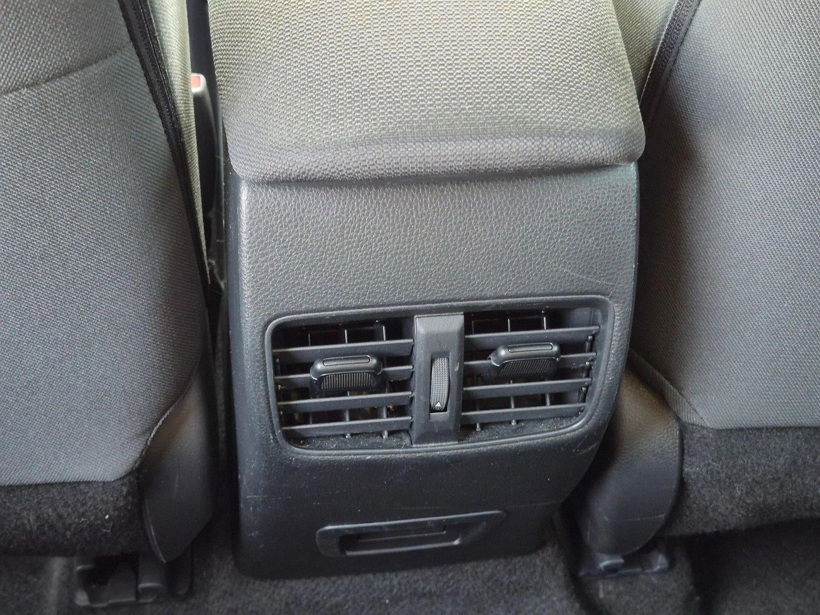 2023 Toyota Corolla Cross LE 2WD (Natl)