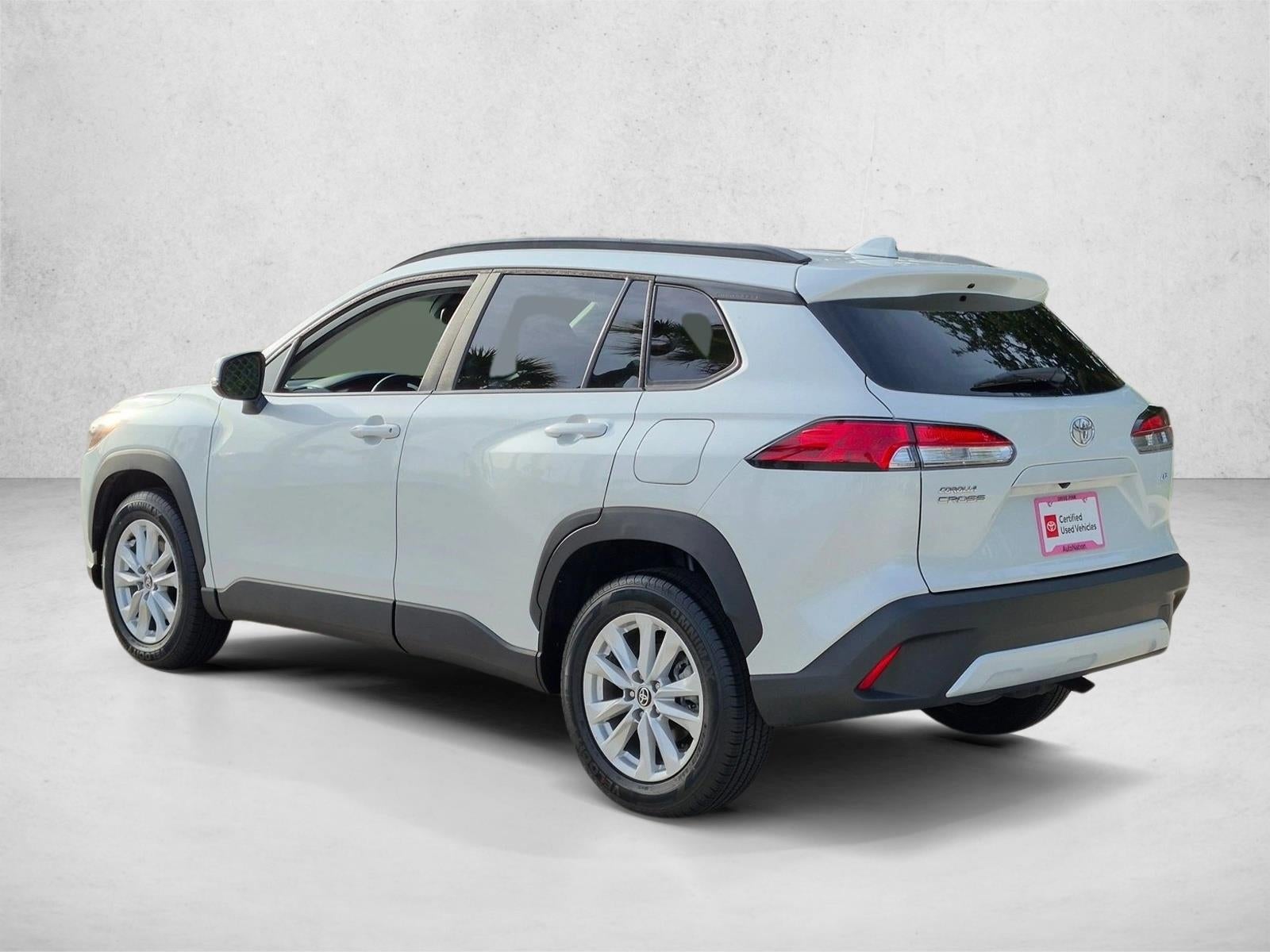 2023 Toyota Corolla Cross LE 2WD (Natl)