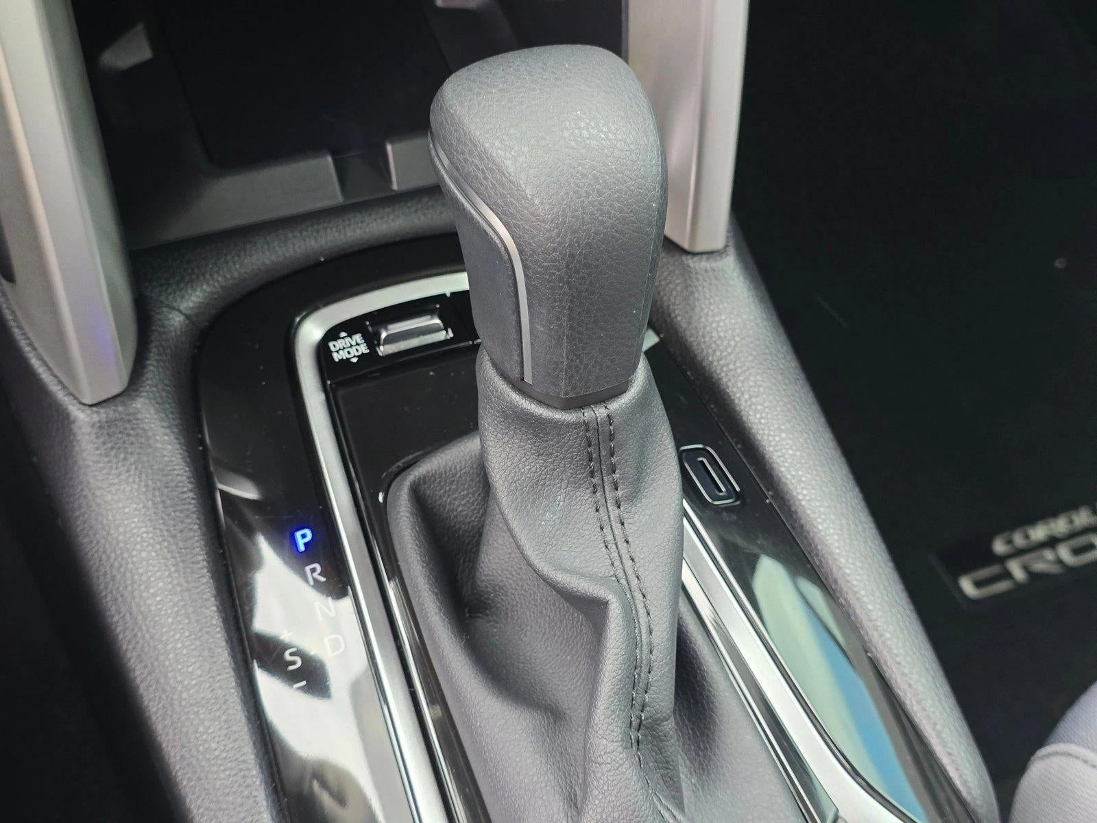 2025 Toyota Corolla Cross Hybrid SE 4WD (Natl)