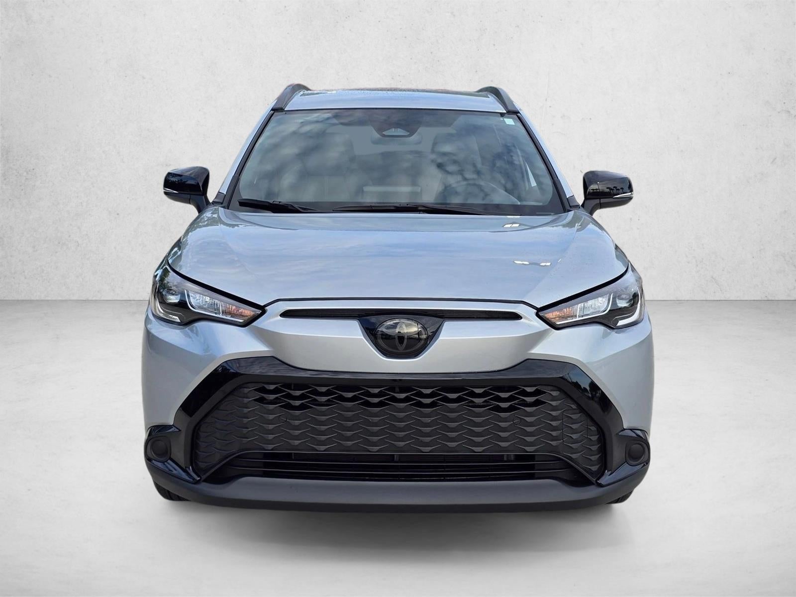 2025 Toyota Corolla Cross Hybrid SE 4WD (Natl)
