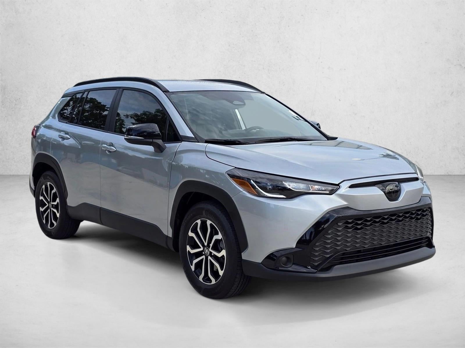 2025 Toyota Corolla Cross Hybrid SE 4WD (Natl)