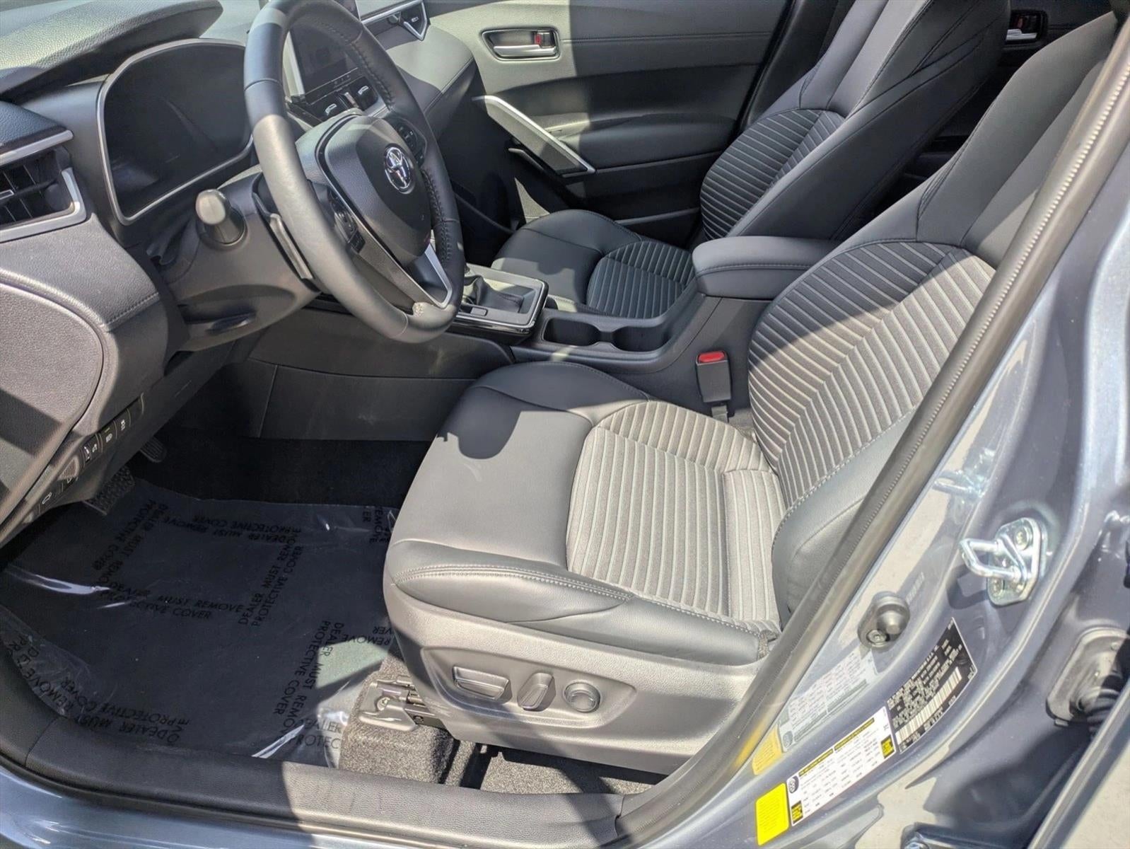 2026 Toyota Corolla Cross Hybrid XSE 4WD (Natl)