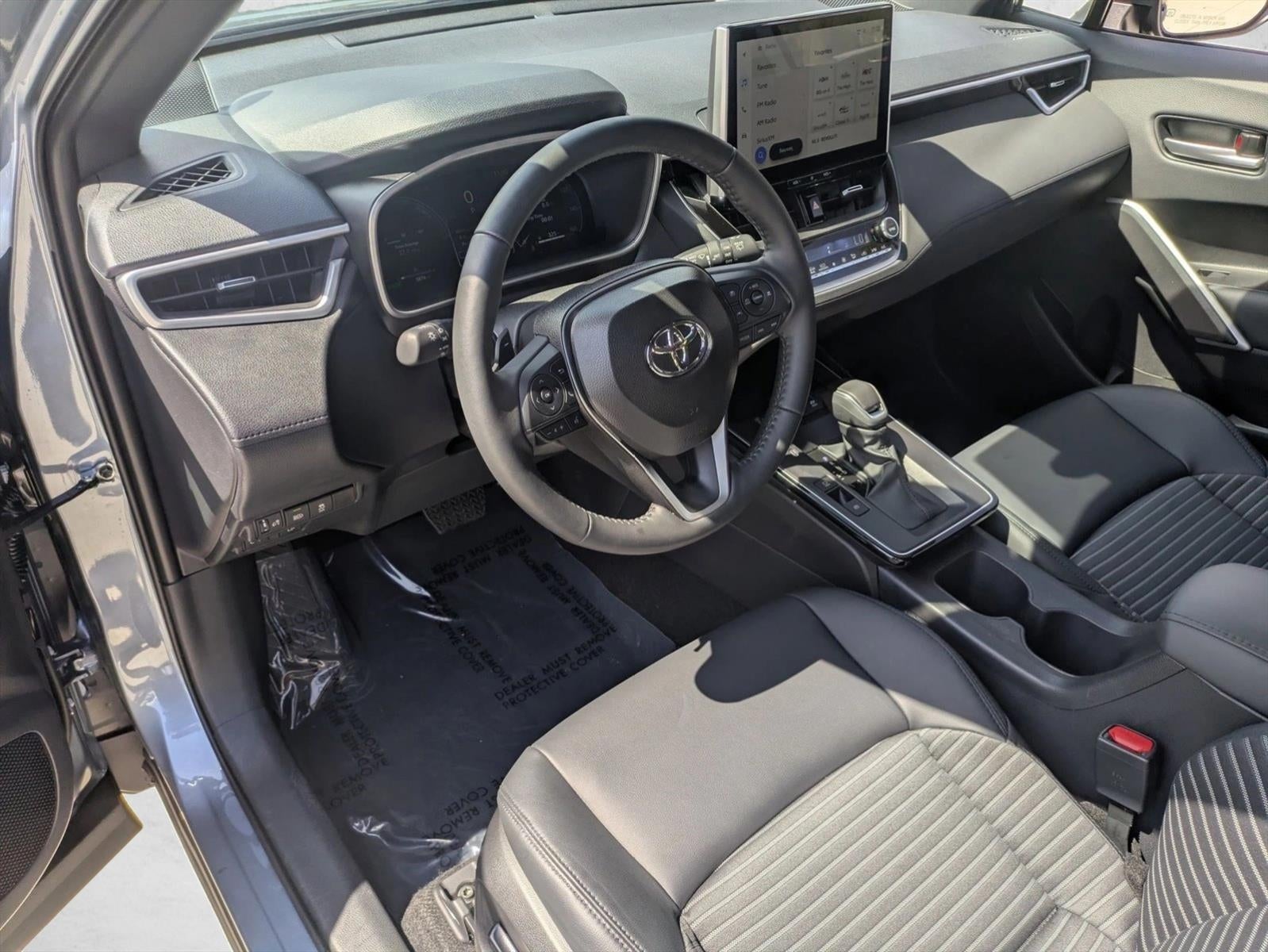 2026 Toyota Corolla Cross Hybrid XSE 4WD (Natl)