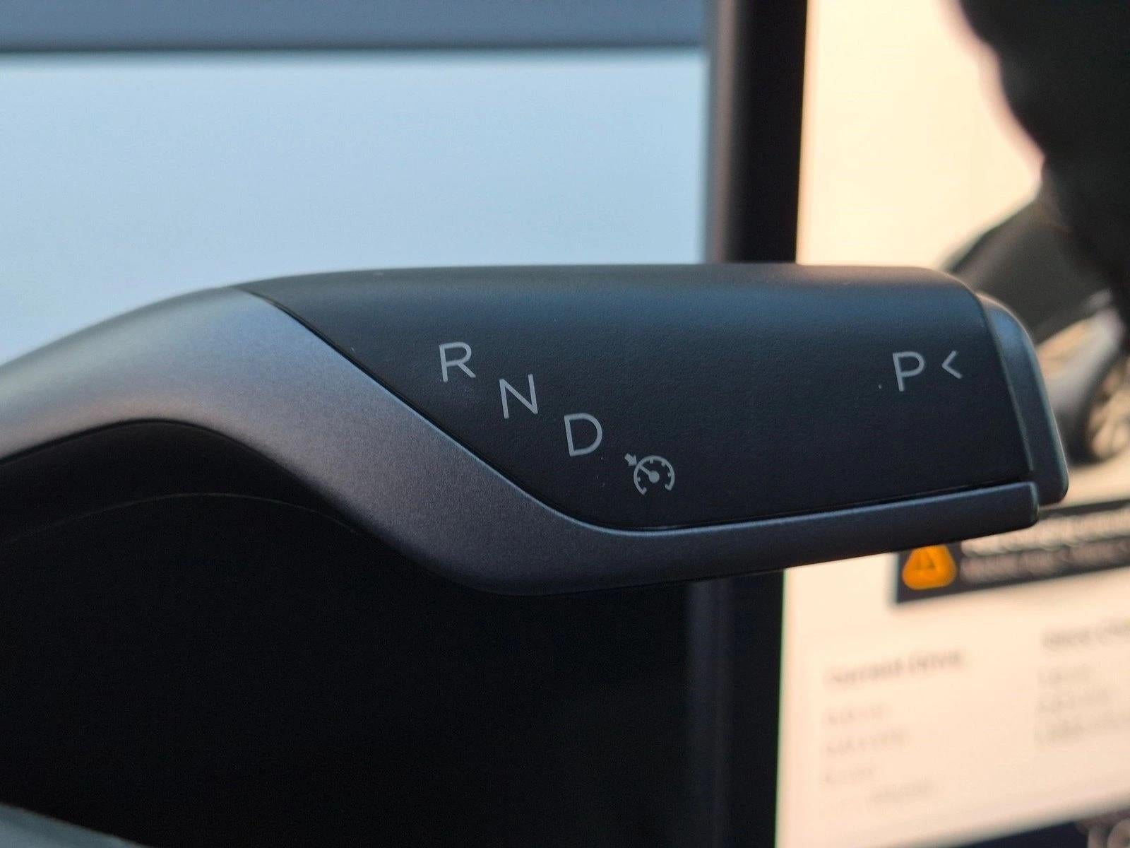 2024 Tesla Model Y Long Range AWD