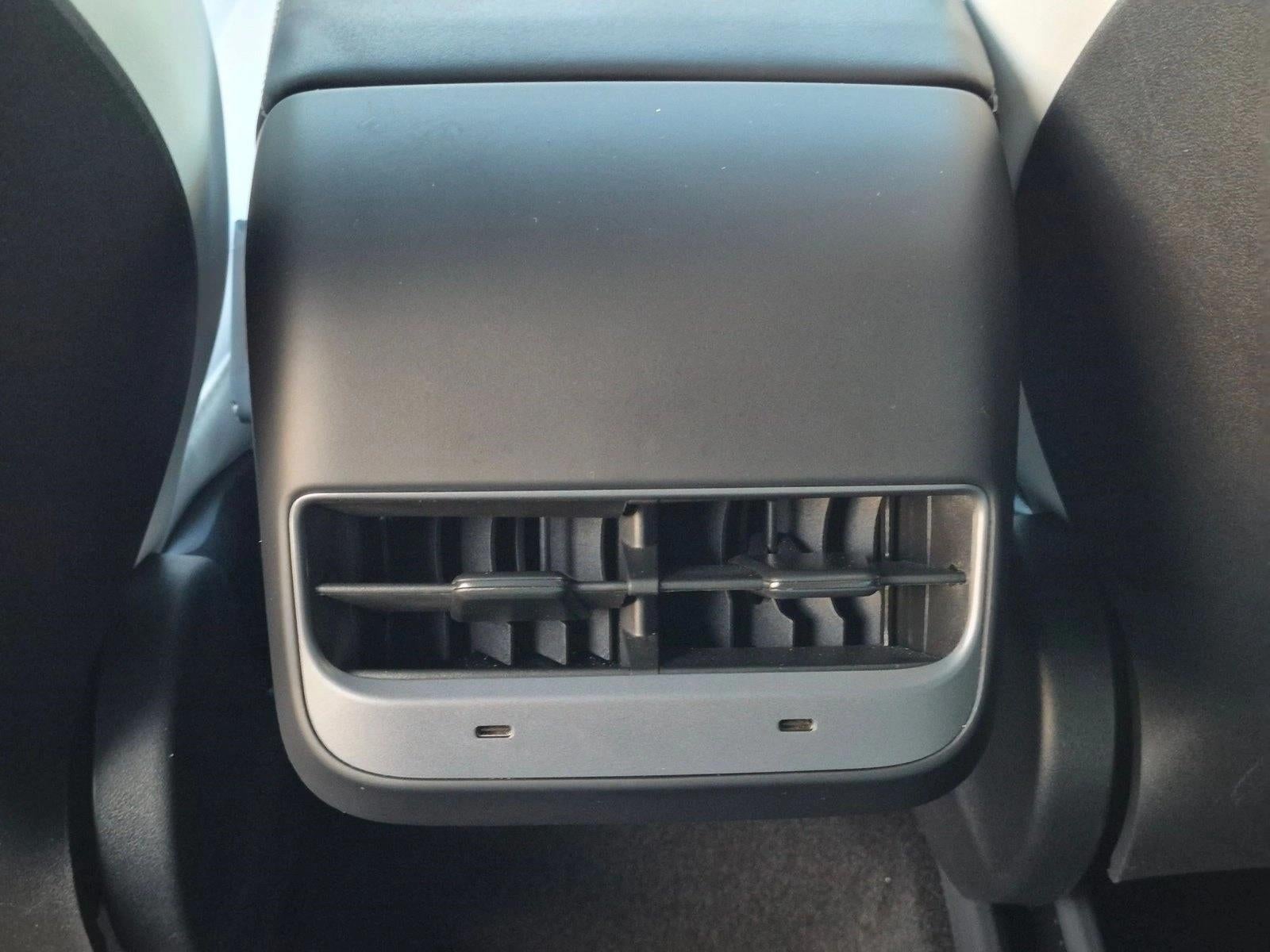 2024 Tesla Model Y Long Range AWD