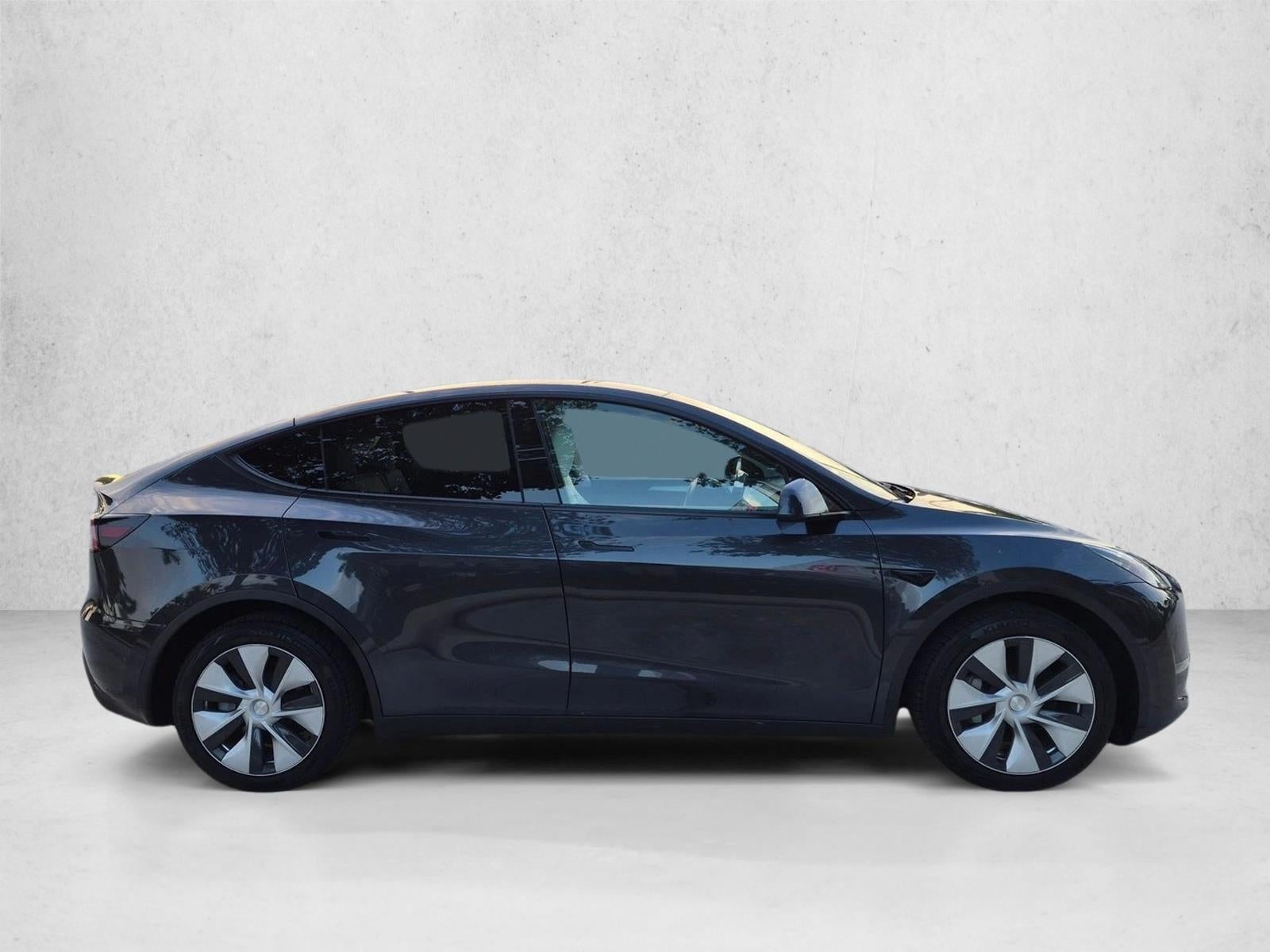 2024 Tesla Model Y Long Range AWD