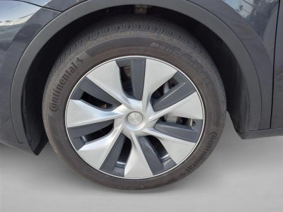 2024 Tesla Model Y Long Range AWD