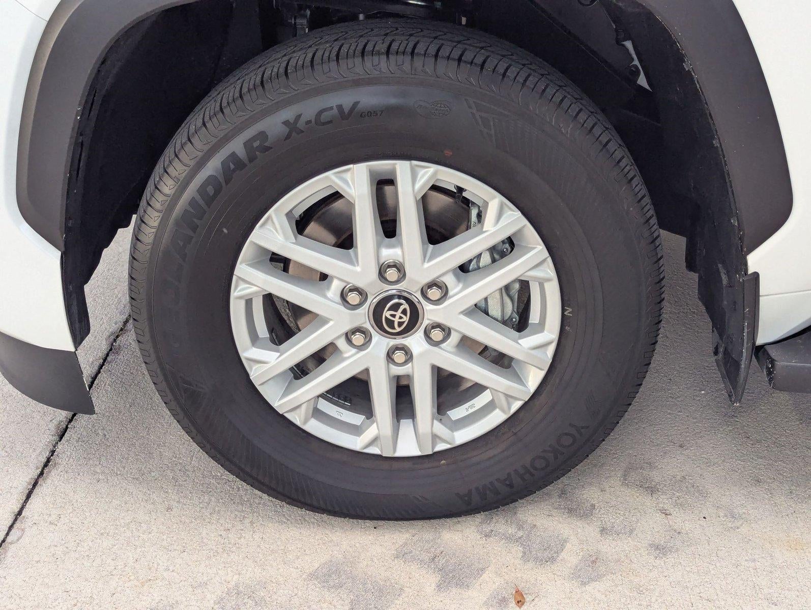 2025 Toyota Sequoia SR5 4WD (SE)