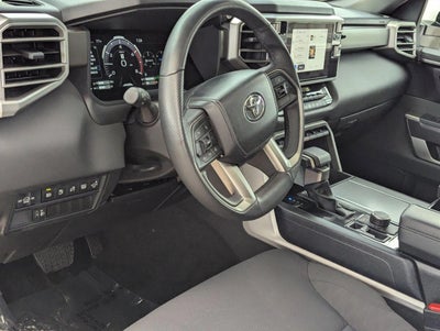 2025 Toyota Sequoia SR5 4WD (SE)