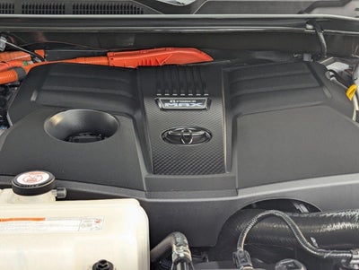2025 Toyota Sequoia SR5 4WD (SE)