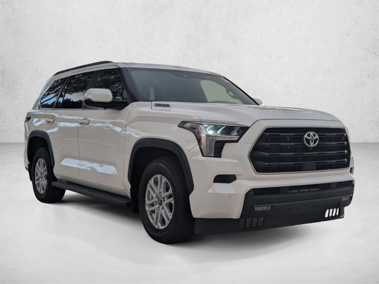 2025 Toyota Sequoia SR5 4WD (SE)
