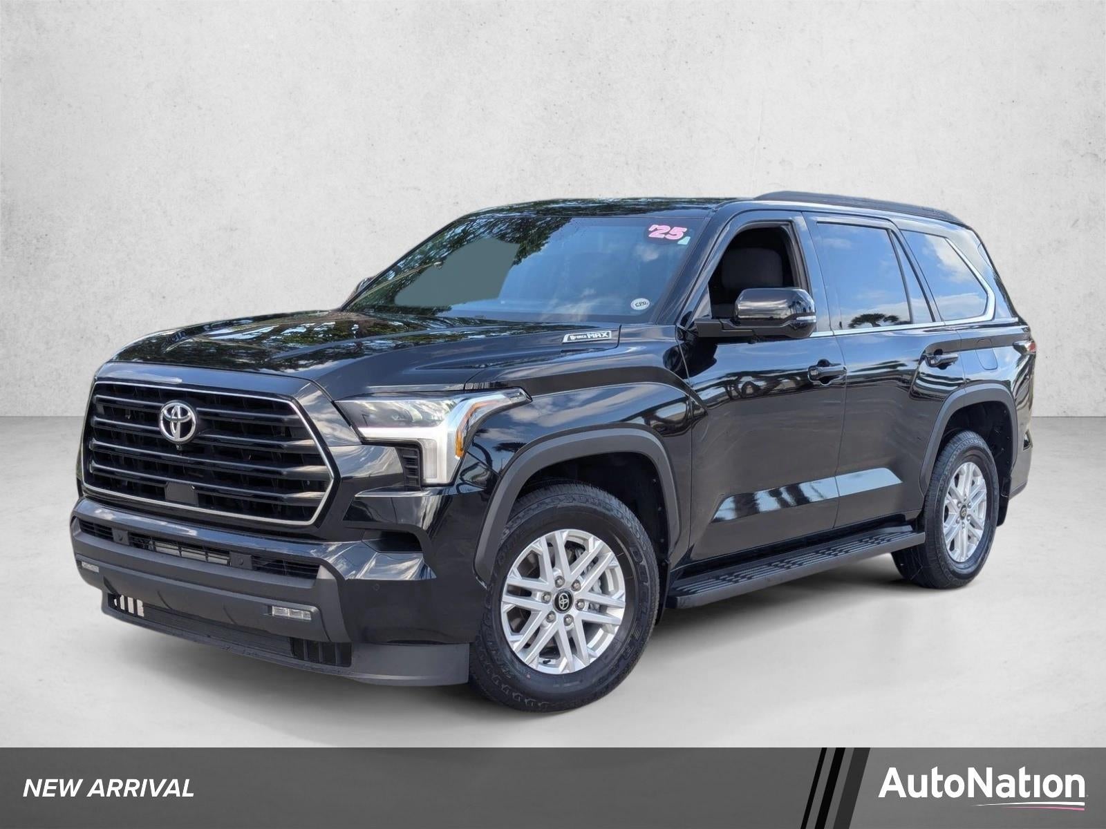 2025 Toyota Sequoia SR5 4WD (SE)