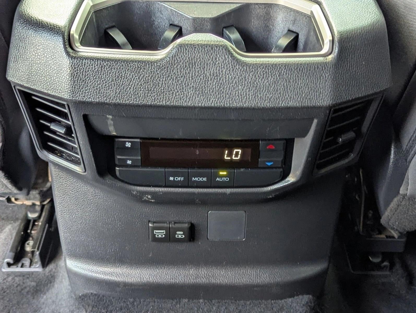 2025 Toyota Sequoia SR5 4WD (SE)