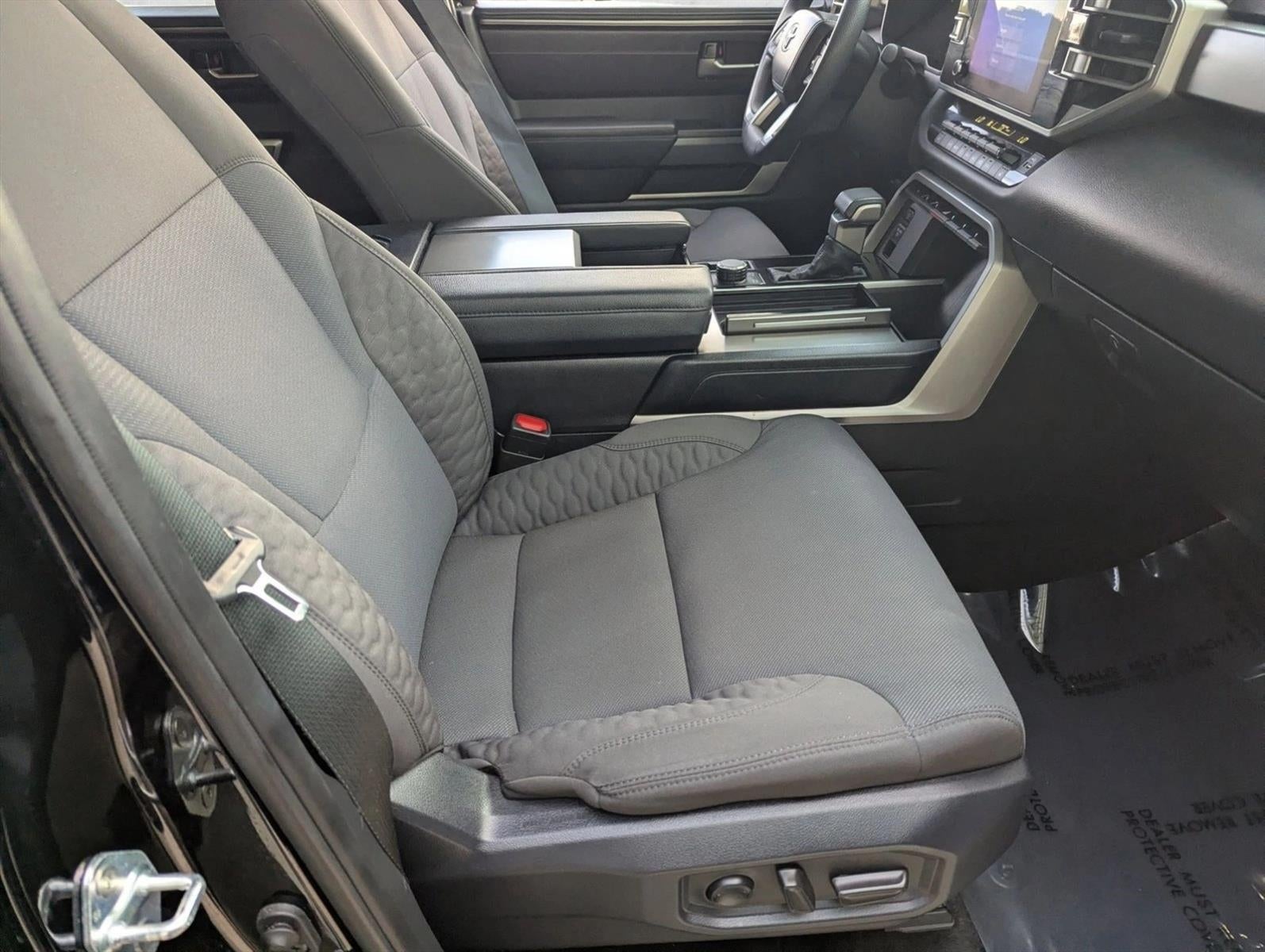 2025 Toyota Sequoia SR5 4WD (SE)