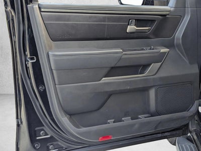 2025 Toyota Sequoia SR5 4WD (SE)