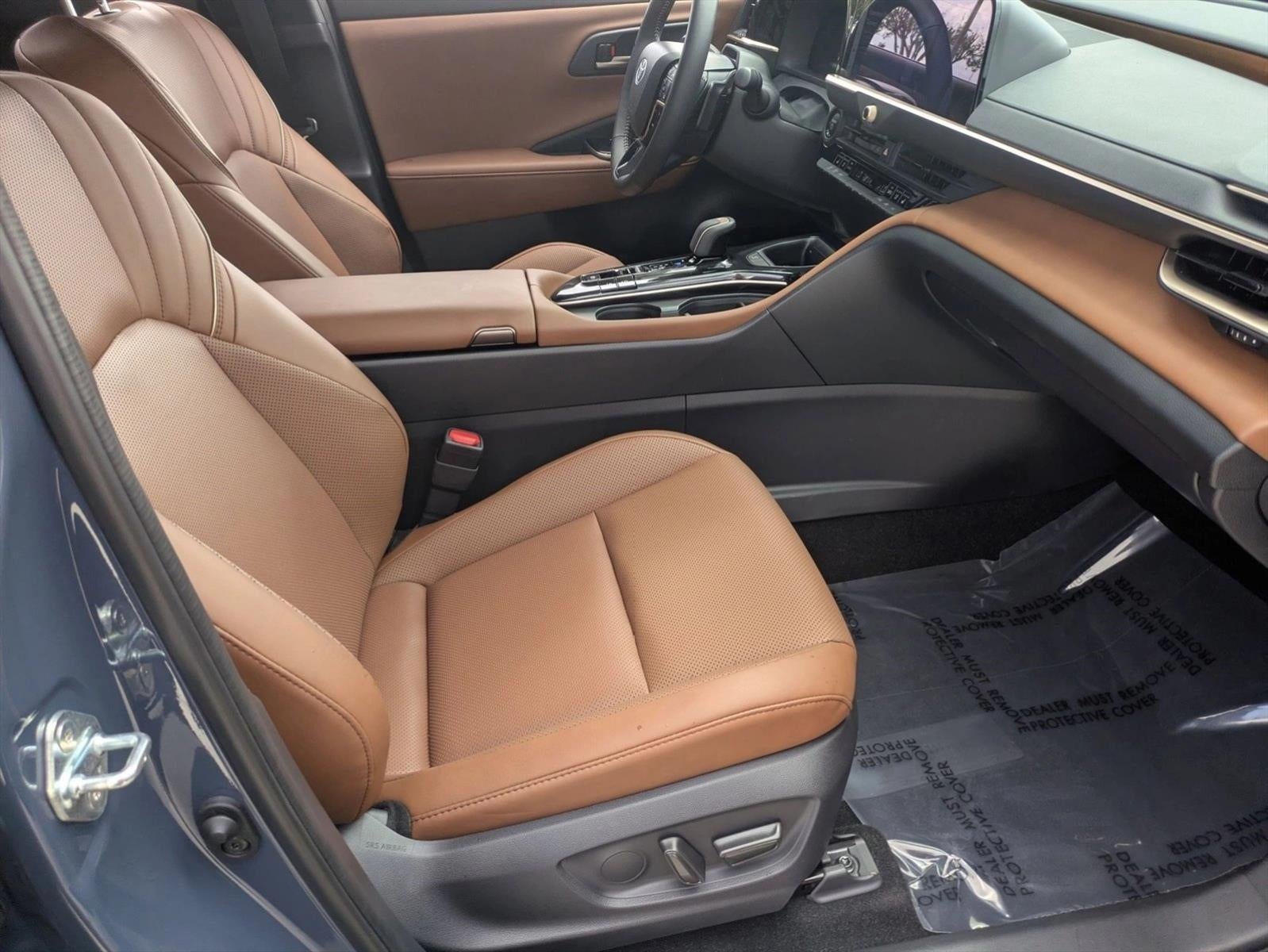2025 Toyota Crown Signia Limited AWD (Natl)