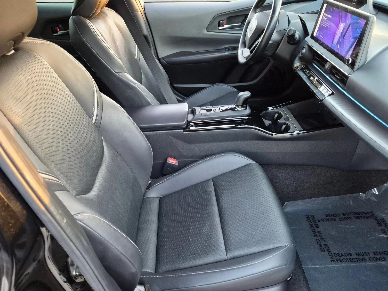 2023 Toyota Prius Limited (Natl)
