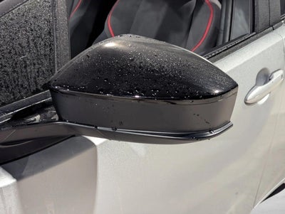 2026 Toyota Prius Plug-In Hybrid SE (Natl)