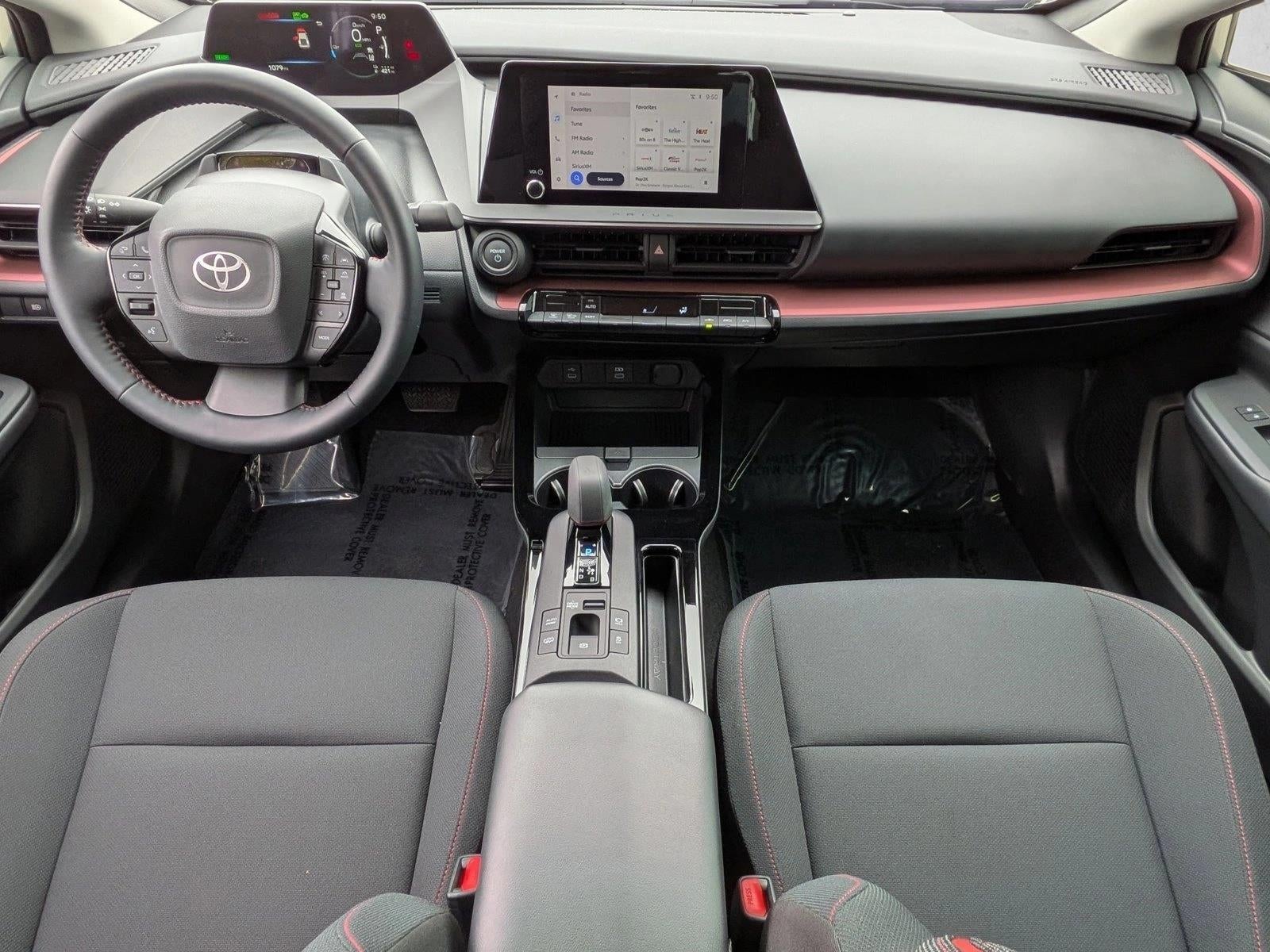 2026 Toyota Prius Plug-In Hybrid SE (Natl)