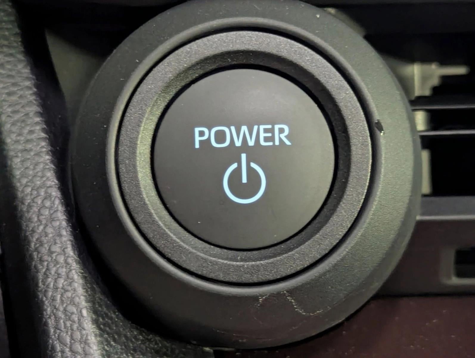 2026 Toyota Prius Plug-In Hybrid SE (Natl)