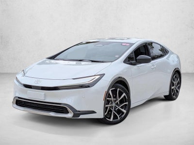 2025 Toyota Prius Plug-In Hybrid XSE (Natl)