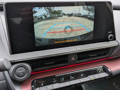 2025 Toyota Prius Plug-In Hybrid XSE (Natl)