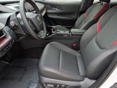 2025 Toyota Prius Plug-In Hybrid XSE (Natl)