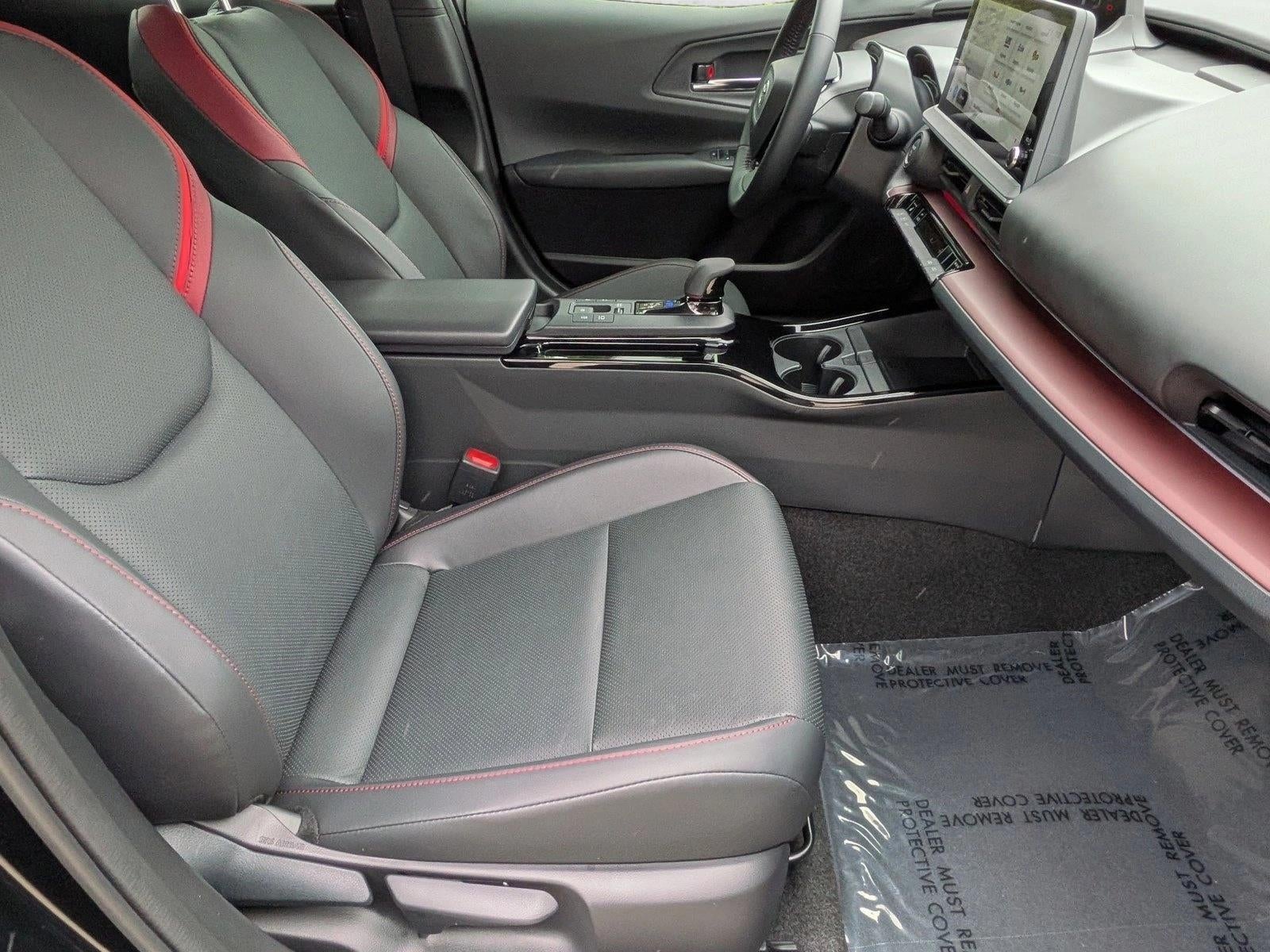 2026 Toyota Prius Plug-In Hybrid XSE (Natl)