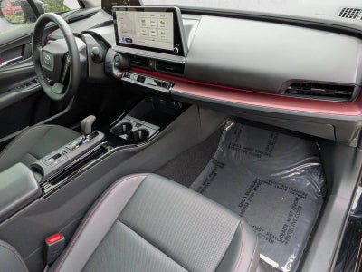 2026 Toyota Prius Plug-In Hybrid XSE (Natl)