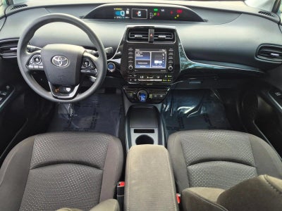 2022 Toyota Prius LE (Natl)