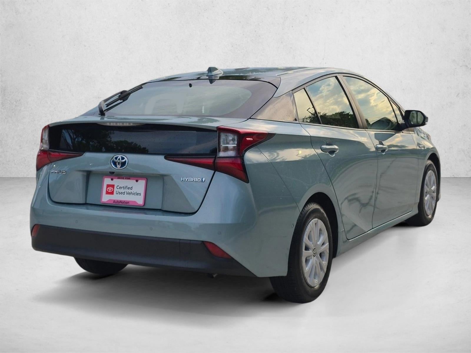 2022 Toyota Prius LE (Natl)