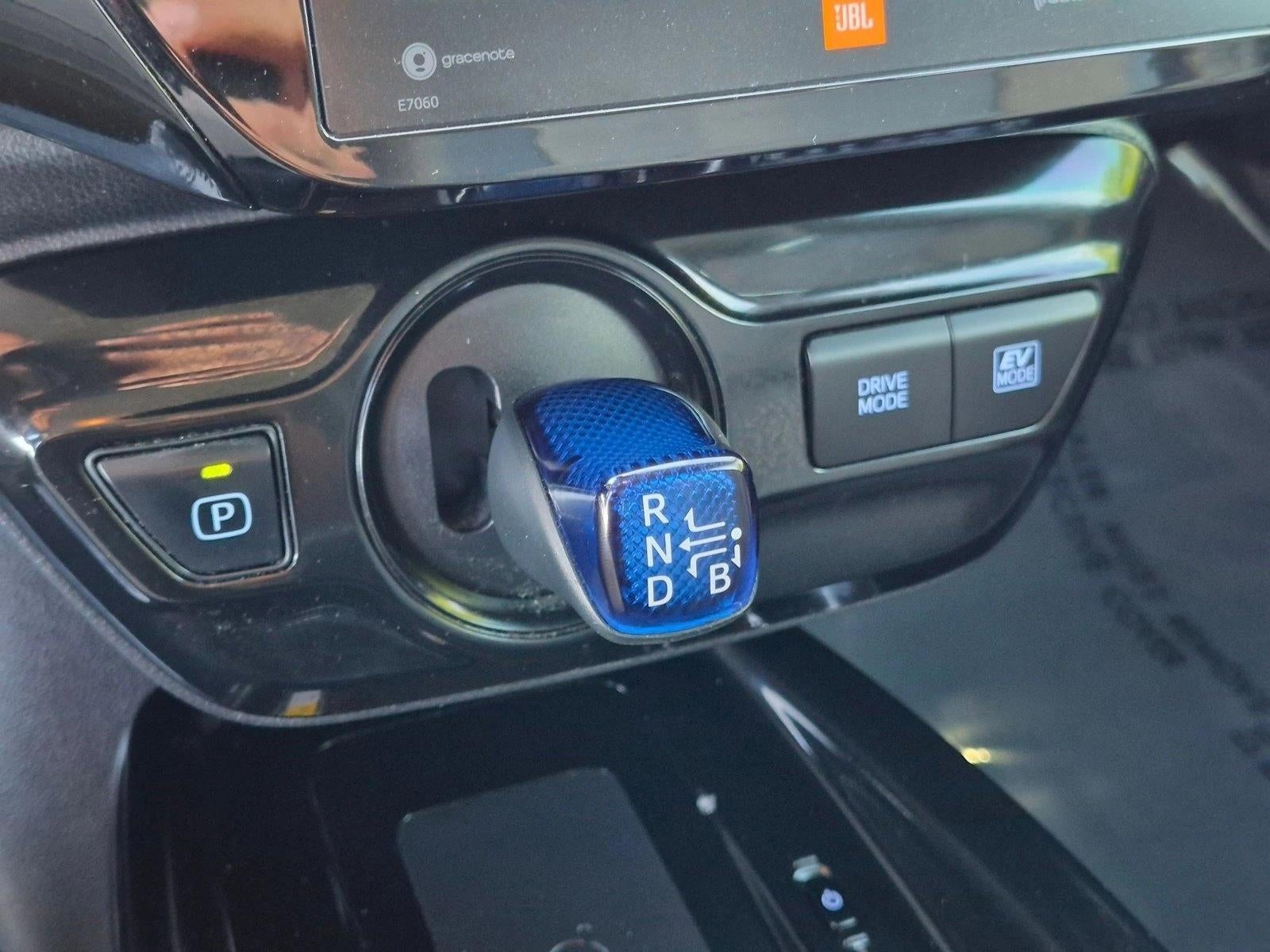 2022 Toyota Prius Limited (Natl)