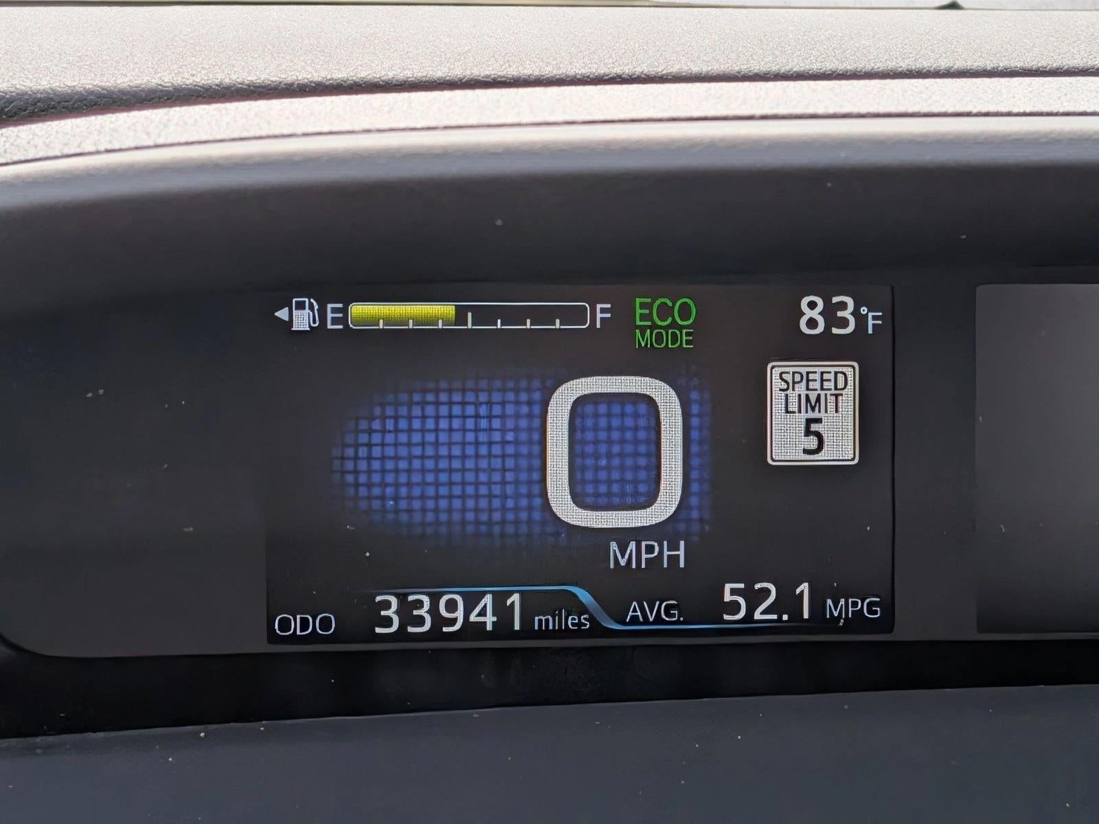 2022 Toyota Prius LE (Natl)