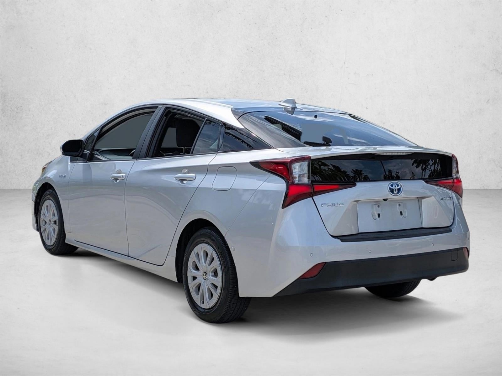 2022 Toyota Prius LE (Natl)