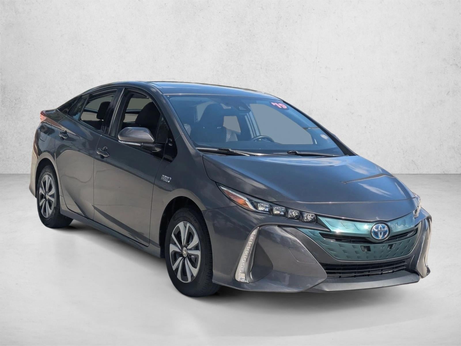 2019 Toyota Prius Prime Plus (Natl)