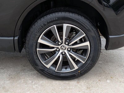 2022 Toyota Venza LE AWD (GS)