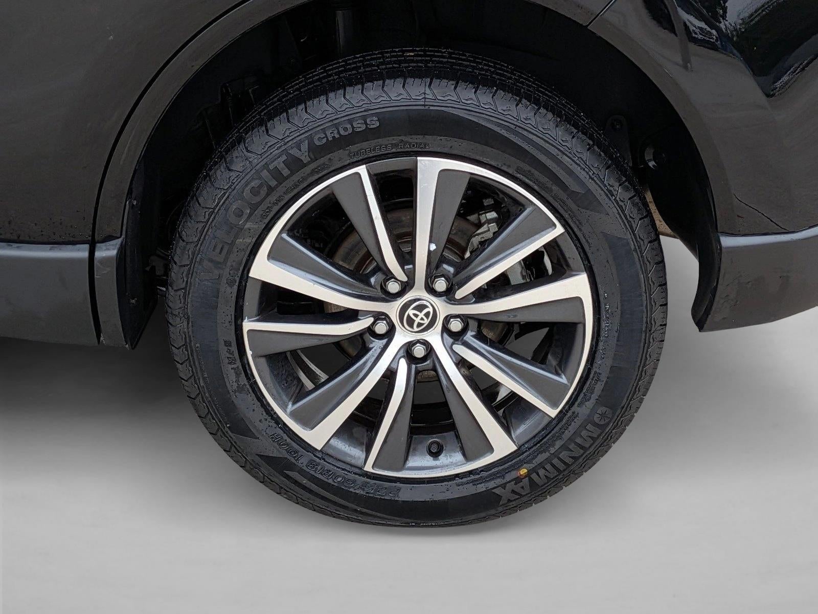 2022 Toyota Venza LE AWD (GS)