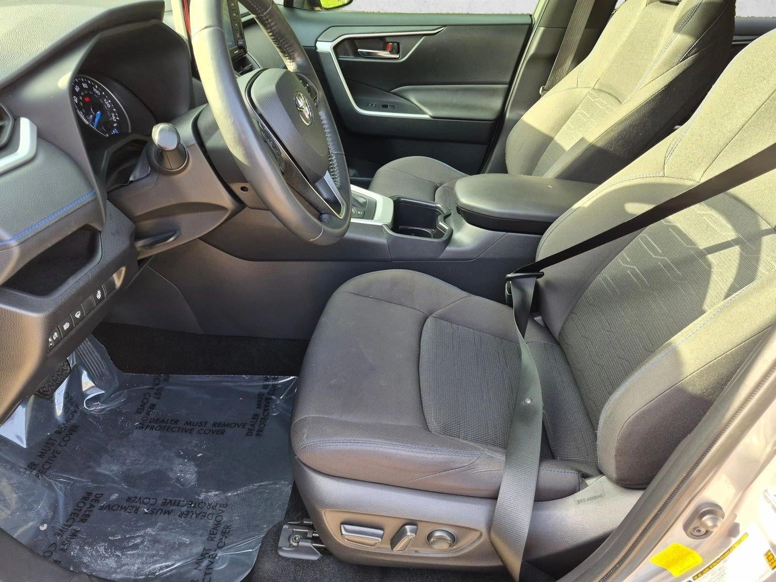 2022 Toyota RAV4 Hybrid SE AWD (Natl)