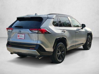 2022 Toyota RAV4 Hybrid SE AWD (Natl)
