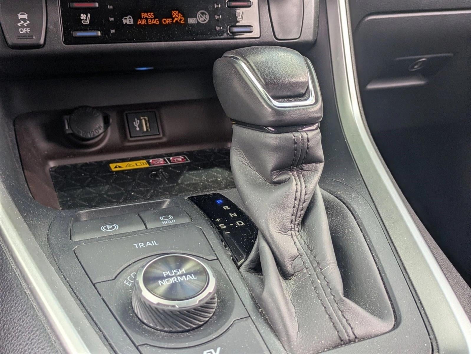 2023 Toyota RAV4 Hybrid Limited AWD (Natl)