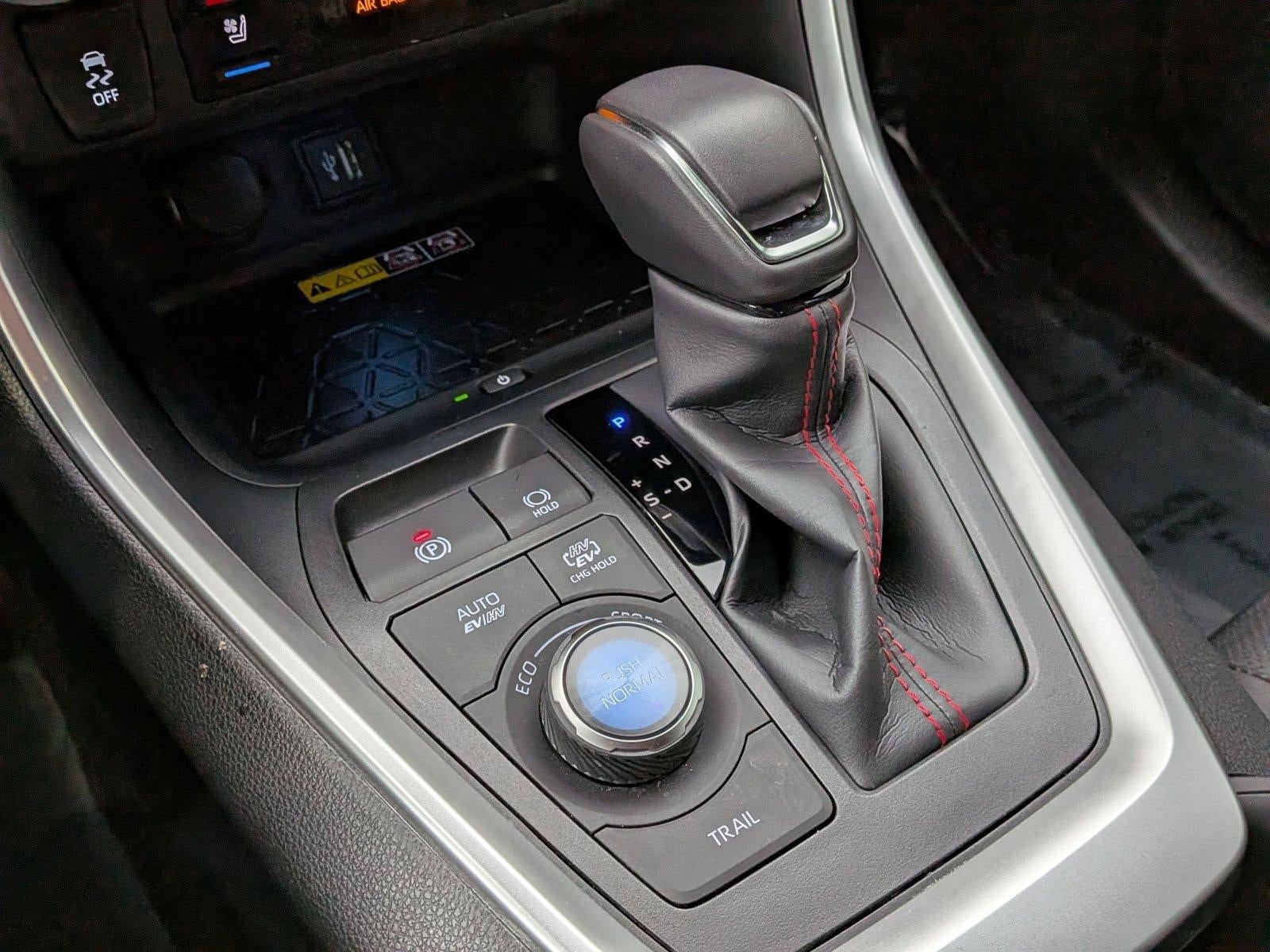 2025 Toyota RAV4 Plug-In Hybrid XSE (Natl)