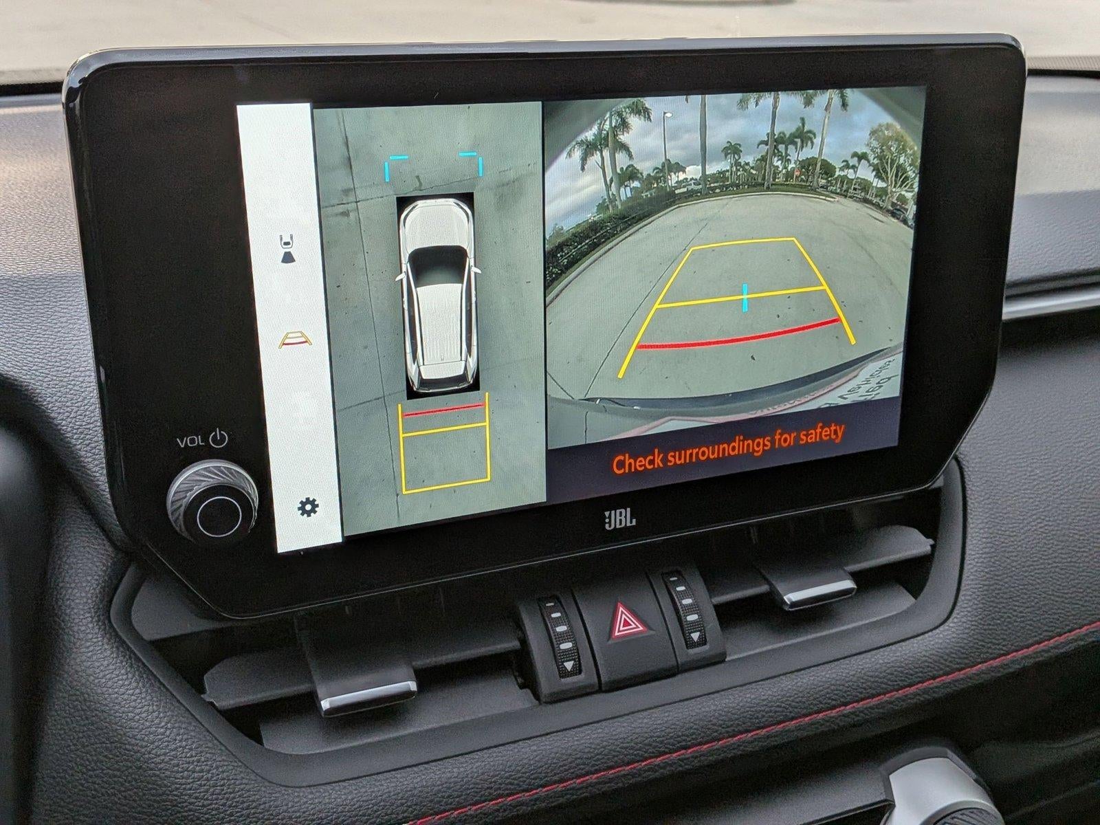 2025 Toyota RAV4 Plug-In Hybrid XSE (Natl)